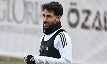 Beşiktaş, Rafa Silva'nın Benfica'ya transferini duyurdu