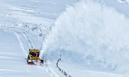 1,5 metreyi bulan karla mücadele
