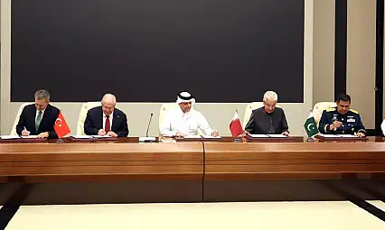 Doha'da tarihi savunma zirvesi: Türkiye, Katar, Pakistan ve Endonezya arasında 'Bedir' anlaşması