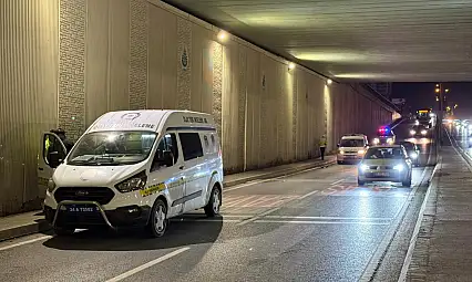 E-5'te feci ölüm: Yolun karşısına geçmek isterken can verdi