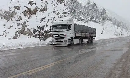Konya-Antalya yolunda kar alarmı