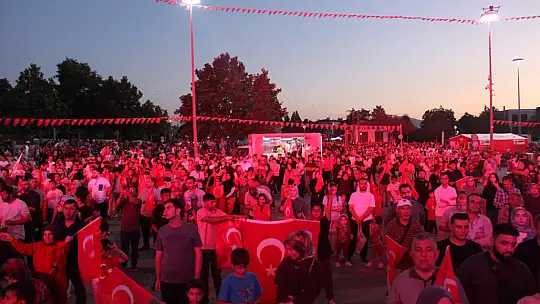 Konyalılar meydanda! Programlar devam ediyor