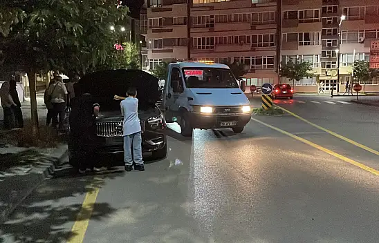 İki araç çarpıştı: 3'ü çocuk 4 yaralı
