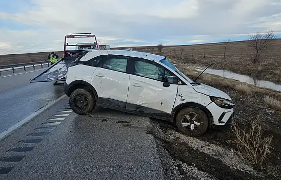 Konya'da fırtına ve dolu kazaları beraberinde getirdi: Yaralılar var