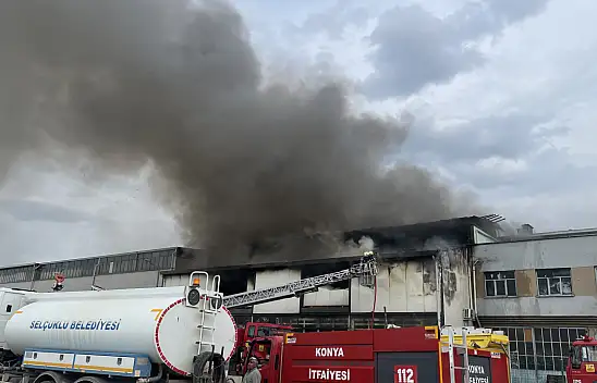Konya'da fabrika yangını: İtfaiye eri Mehmet Tekeli şehit oldu!