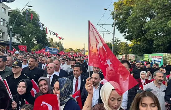 Konya merkeze akın ettiler! Yürüyüş yapıldı