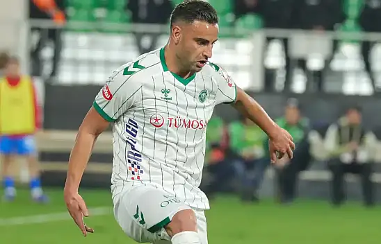 Konyaspor'da Deniz Türüç özür diledi