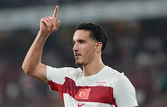 Son dakika: Galatasaray Deniz Gül transferini KAP'a bildirdi