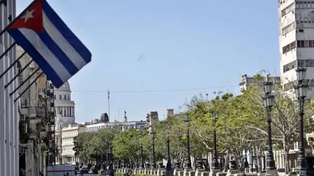 Küba'da koronavirüsten 74 kişi yaşamını yitirdi