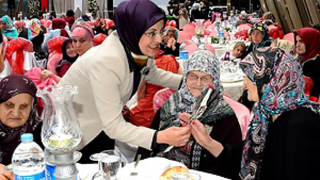 Meram'da anneler günü etkinliği