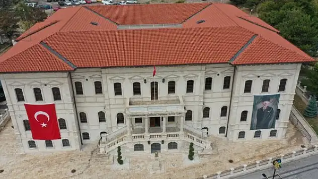 Milli mücadele karargahı: Sivas Erkek Lisesi