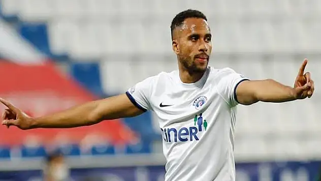 Konyaspor transferde menajere takıldı!