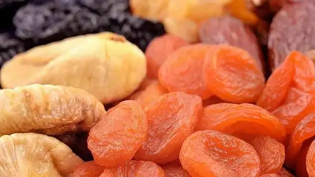 Kuru kayısıda yeni sezonda 300 milyon dolar ihracat hedefi