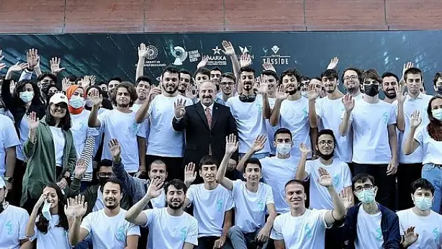 Bakan Varank: 7/24 açık olacak bu okullarda eğitimler tamamen ücretsiz