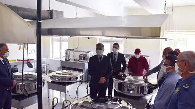 Taşımalı eğitim gören öğrenciler için yemekhane yapıldı