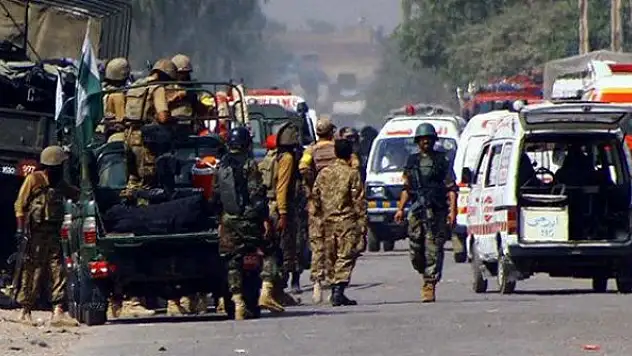 Pakistan'da terör saldırısı: 2 asker öldü