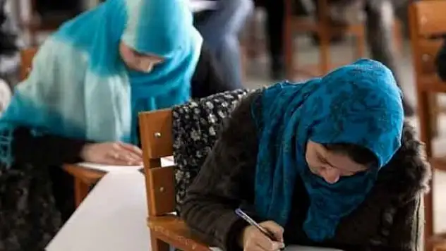 Özbekistan'da başörtüsü yasağı kaldırıldı