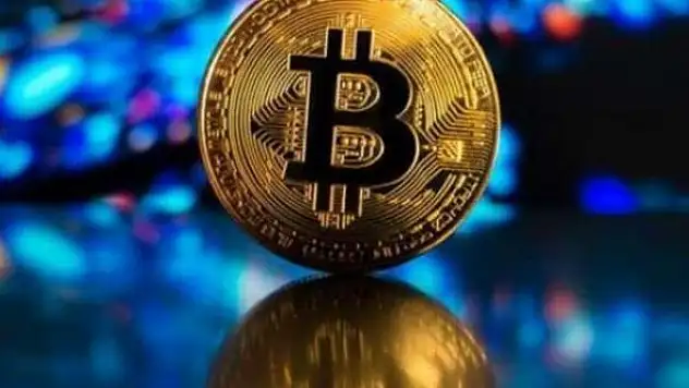 Bitcoin'i resmen tedavüle sokan ilk ülke