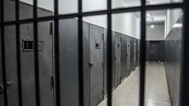 Endonezya'da hapishanede yangın: 41 ölü