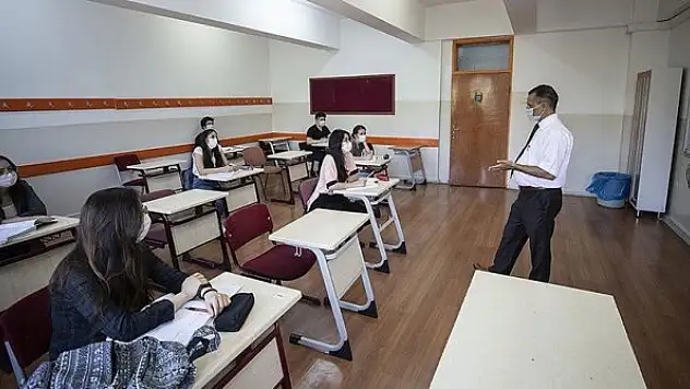 MEB meslek ders kitaplarını da ilk kez 'ücretsiz kitap' kapsamına aldı