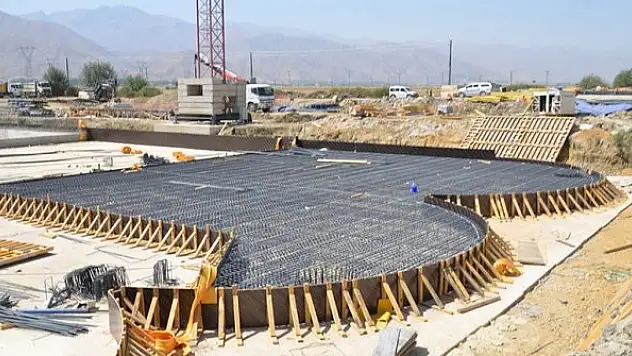 Yüksekova'nın çehresi yatırımlarla değişiyor