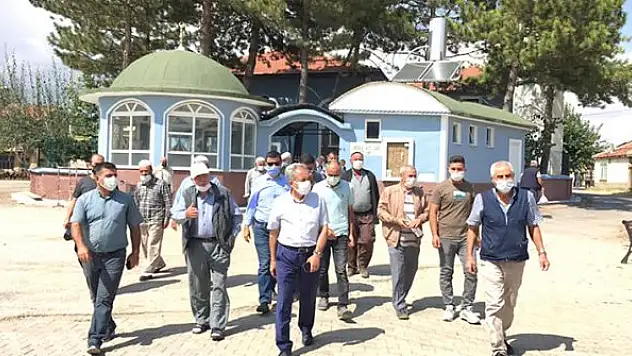 Akşehir'de mahalle  ziyaretleri sürüyor