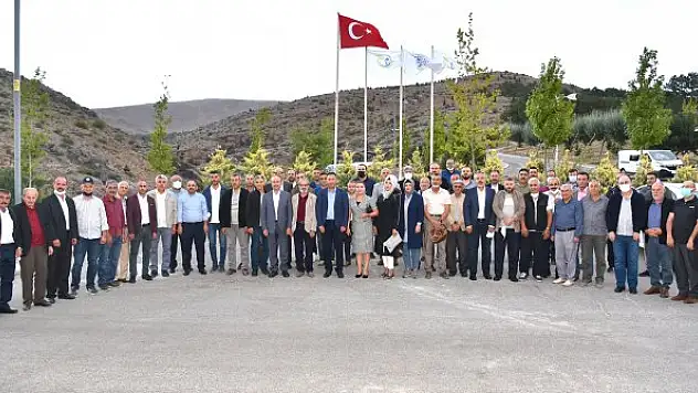 Selçuklu'da mahalle  başkanları toplandı
