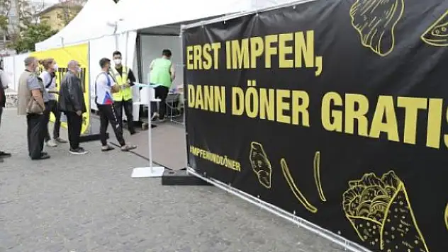 Almanya'da aşı olanlara bedava döner