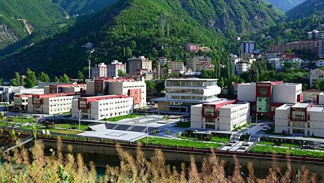 Artvin Çoruh Üniversitesi öğretim üyesi alıyor