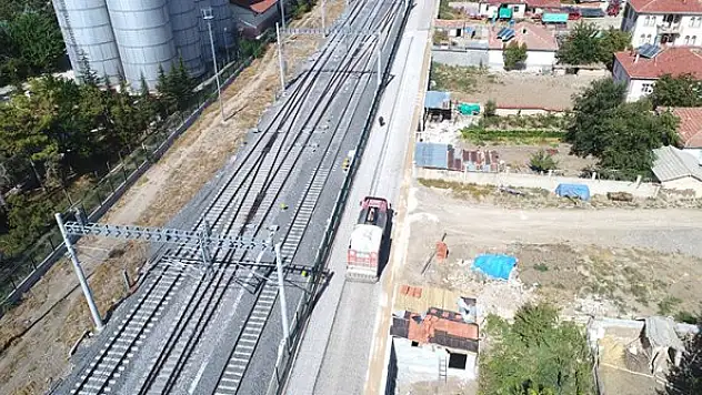 Çumra'da yol  seferberliği sürüyor