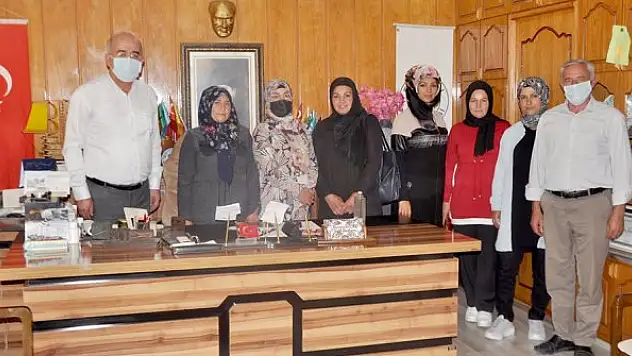 Girişimci kadınlardan Koçak'a ziyaret