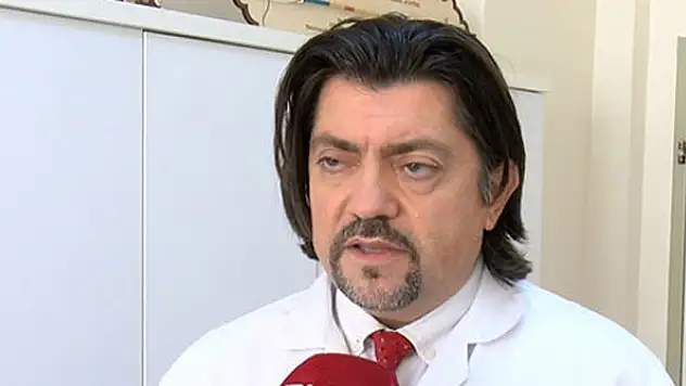 'Aşılama yaşı mecburen inecek'