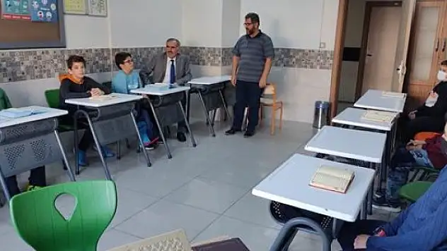 Müftü Derin'den Kur'an Kursuna ziyaret