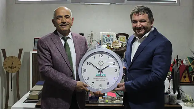Tevfik Dündar'dan Yeni Haber'e ziyaret