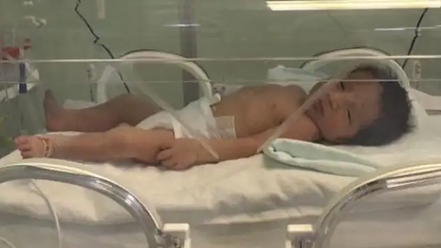 Mezarlıkta toprağa gömülü bulunan bebek koruma altında