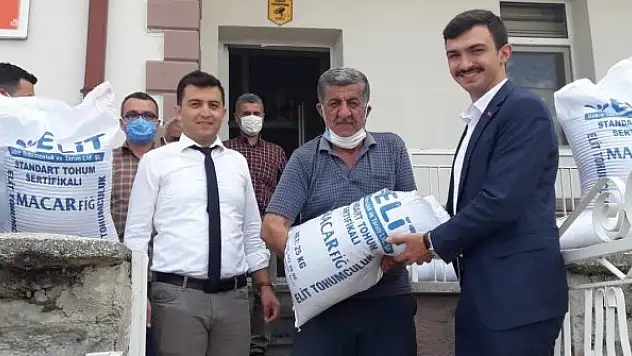 Çiftçilere macar fiği  tohumu dağıtıldı