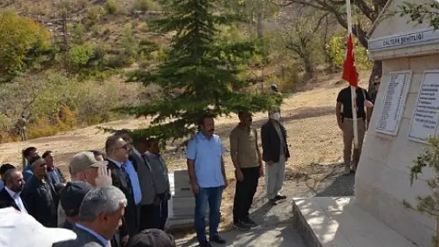 Siirt'te teröristlerin katlettiği 37 vatandaş anıldı