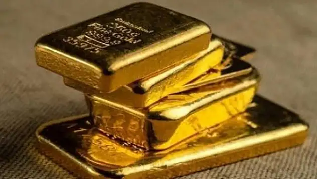 Altın fiyatlarında dalgalanma sürüyor