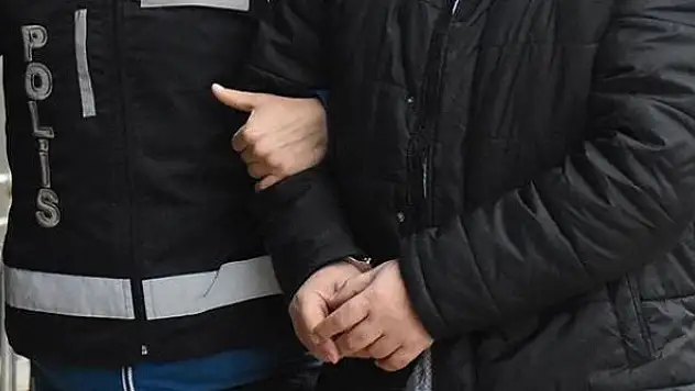 Yüzüne yanıcı madde atılan kadın ağır yaralandı