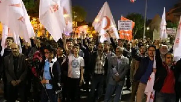 Saadet Partisi'nden Mursi hakkındaki idam kararına tepki