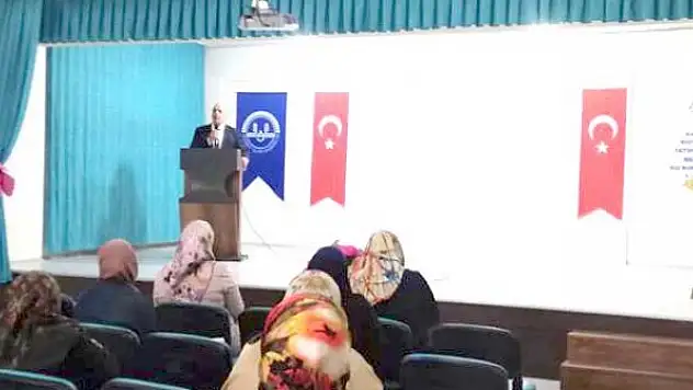 Kursiyerlere  ADRB tanıtıldı