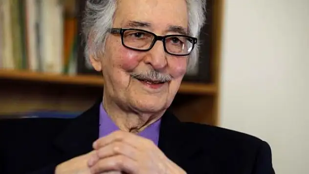 İran'ın ilk Cumhurbaşkanı Paris'te vefat etti