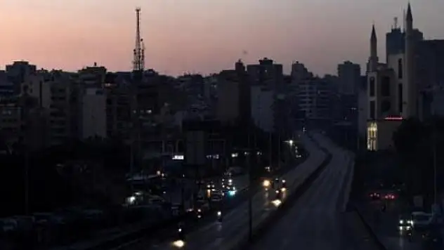 Ülkede kriz büyüyor! Elektrikler tamamen kesildi