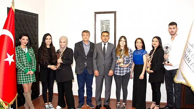 En çok ödül kazanan fakülte: Selçuk İletişim