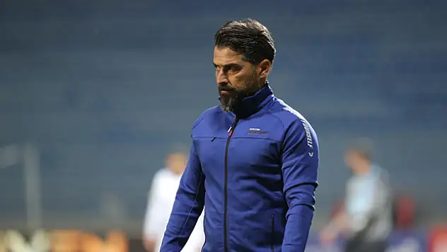 Konyaspor, İlhan Palut ile 2 yıllık sözleşme uzatacak!