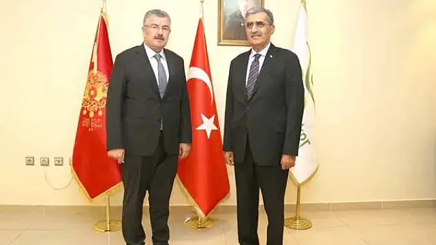 Taşpınar'dan  Konuk'a ziyaret