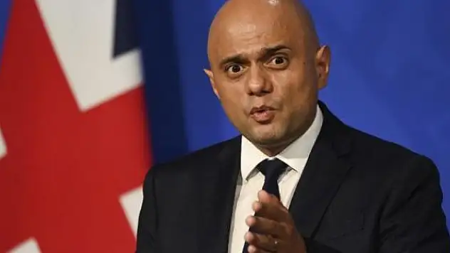 İngiltere Sağlık Bakanı: Kışın günlük vaka sayıları 100 bine ulaşabilir