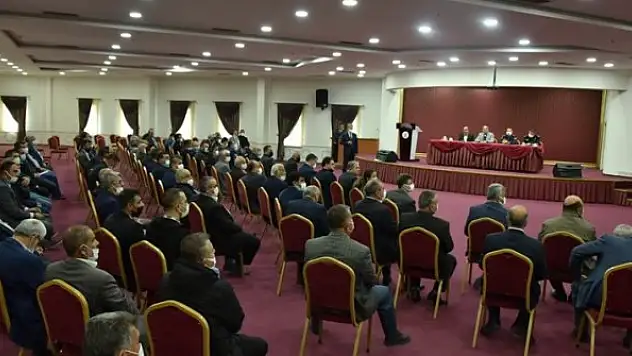 Karatay'da muhtarlar  toplantısı yapıldı
