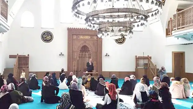 Araplar Dörtyol Cami'nde  ADRB tanıtımı yapıldı