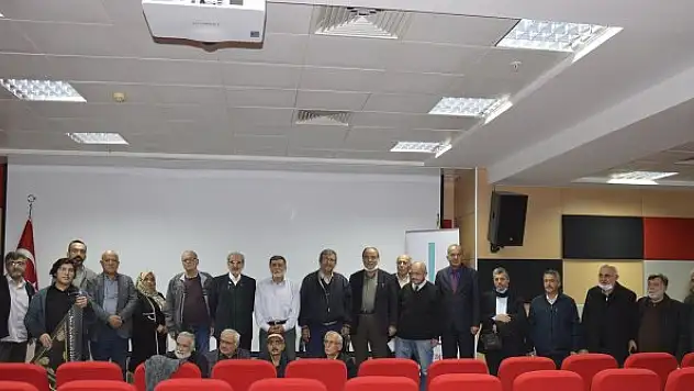 Aydınlar Ocağı'ndan Parlaktürk'e vefa
